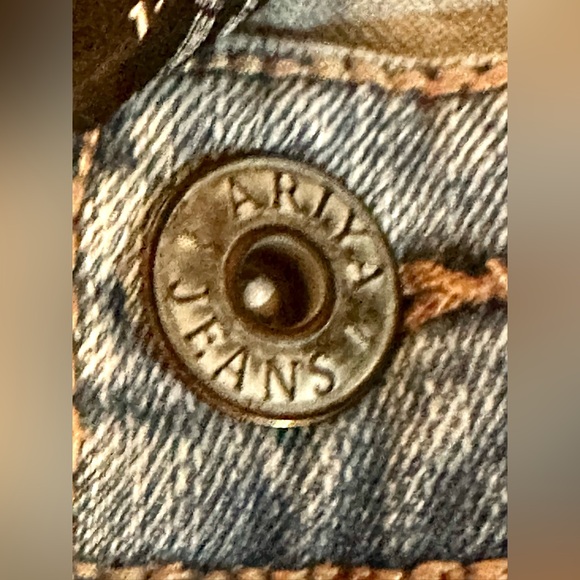 Ariya Distressed Bootcut Embroider Denim Jeans Size 11/12 - Picture 11 of 11